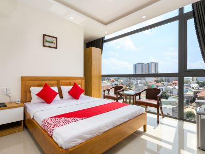 Marine Hotel & Apartment