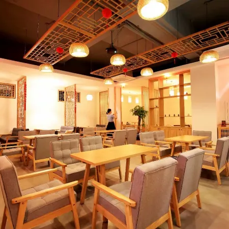 Dongfang Sea Jinshan Chinese Inn
