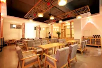 Dongfang Sea Jinshan Chinese Inn