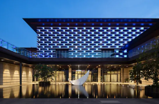 SHV Hotel Hotels near Sokha Beach