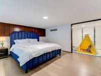 朵尔曼酒店(珠海海洋王国店) - 澳门景观奢华夜景复式双床房