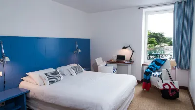 Hotel du Bac Hotels in Pont-l'Abbe