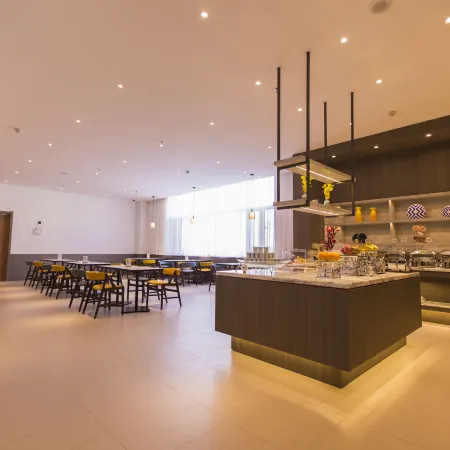 HanTing Youjia Hotel (Haicheng Youth Palace)