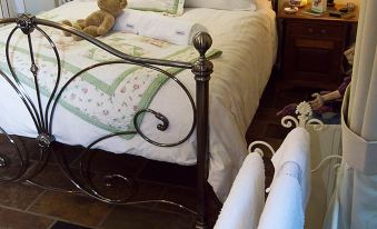 Suitetrails - Hideaway Haven Bed and Breakfast