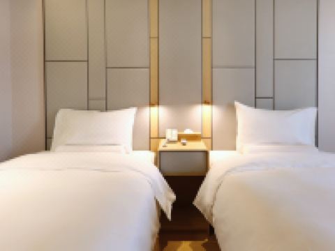 全季酒店(乌鲁木齐铁路局卫星广场店) - 双床房