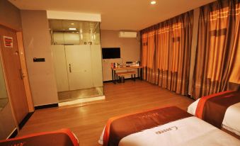 Junyi Hotel (Tongyu Railway Station)