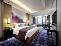 上海三甲港绿地铂瑞酒店 - 至尊豪华大床房