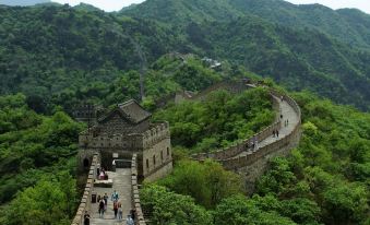 Floral Hotel·Manlu B&B, Beijing(Huanghuacheng water Great Wall store)