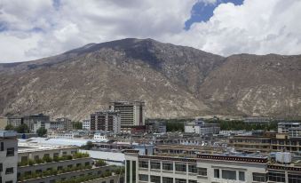 Holiday Inn Express Lhasa Potala Palace