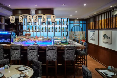 Grand Emperor Hotel Отели рядом с достопримечательностью «Руины Святого Павла»