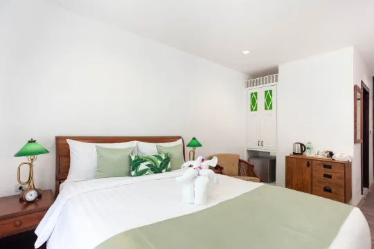 ห้องซูพีเรียร์ เตียงใหญ่ 1 เตียง