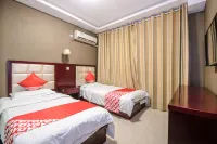 OYO Jiaotong Hotel (Xinyang Railway Station)