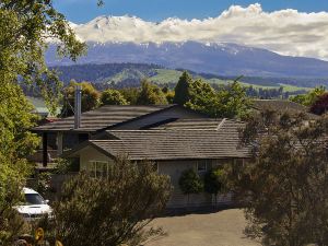 Snowhaven Townhouses