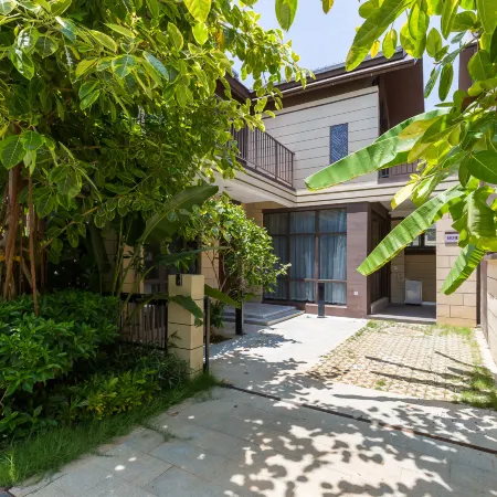 Shanhe Yuankuo Holiday Pool Villa (Sanya Bay Coconut Dream Corridor)