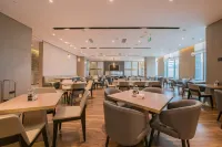 Dongfang Lizhi Hotel (Chengdu Chunxi Road Taikoo Li)