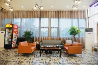 Yuehang Hotel (Zhengzhou Xinzheng International Airport)