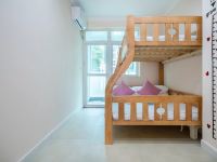 北海易庭主题公寓 - 亲子一室单床房