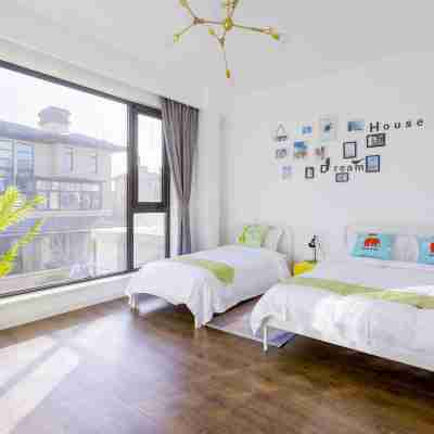 河北秦皇島蔚藍海岸三樂書屋度假別墅（華貿一路1號分店） Rooms