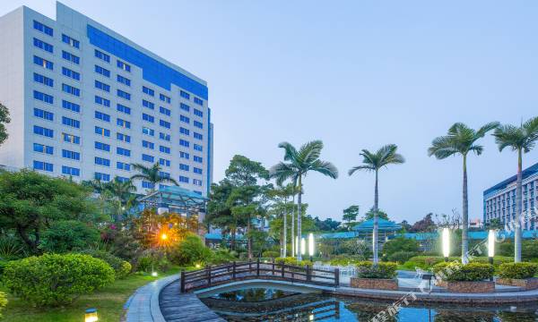 Fliport Garden Hotel