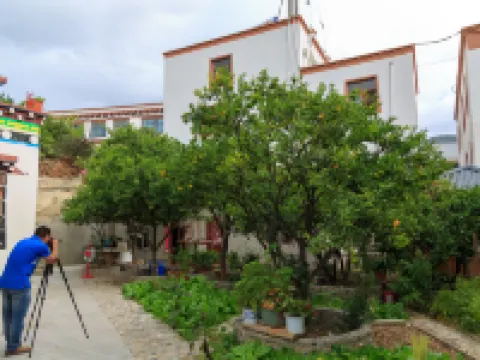 Derong Golden Sun Hotel Hotels in Derong