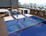 Novotel Ambassador Seoul Yongsan - Seoul Dragon City - Pools