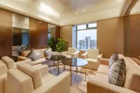 Royal Suites & Towers Wuhan