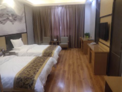 泽普飞达大酒店