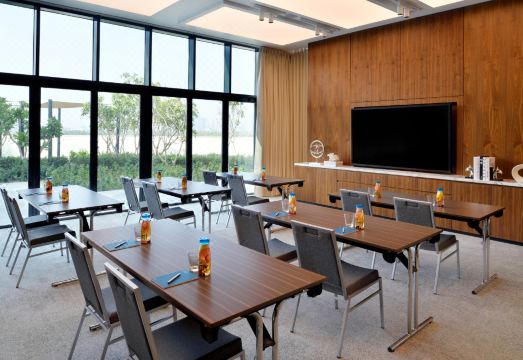 비다 에미레이츠 힐스