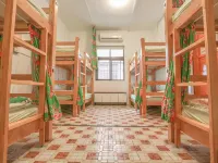 T-Life Hostel Hotels near Luce Chapel