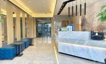 Qingmu Select Hotel (Shanghai Weining Road subway station store)