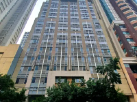 ヴァレロ グランド スイーツ バイ スイスベルホテル マカティ マカティのホテル