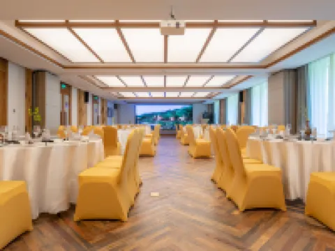 ANJI·JUNLAN LAOZHUANG SHANJU TANGQUAN RESORT HOTEL Hotels in Anji