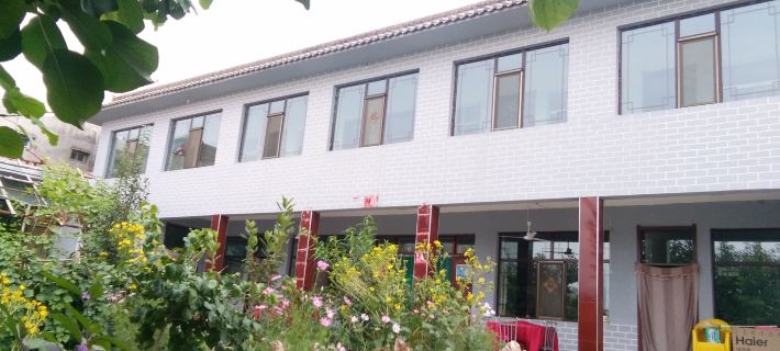 Jingtai View Building Farm Restaurant Hotels in Jingtai