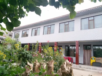 Jingtai View Building Farm Restaurant Hotel dekat Changcheng Railway Station