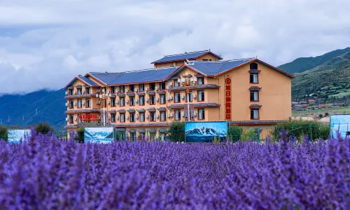 Xuri Xiange Hotel
