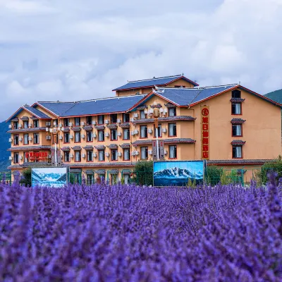 旭日仙閣ホテル 松潘（九寨黄竜空港） 九寨黄龍空港周辺のホテル