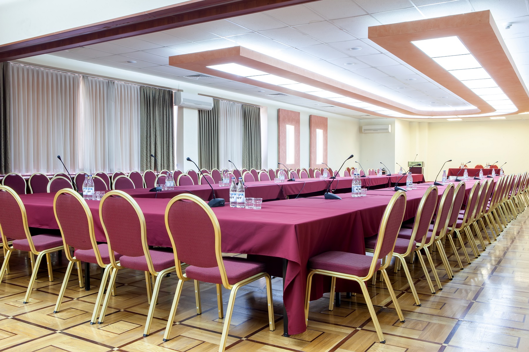 President Hotel by Hrazdan Hotel Cjsc