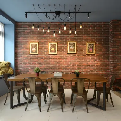 Húdiéjié qīnzǐ Hotels near Yilan Station