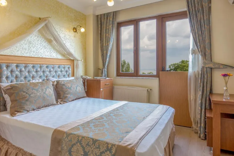Seahouse Suites