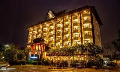 Asia Hotels Group (Poonpetch Chiangmai) Hôtels à : Charoenmueng