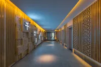 Qianhe Rishan River View Hotel