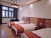 Lianhuajing Chinese Inn (Jiuzhou Old Town)