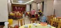 Qingyuan Dongguan Fengxiang Hotel - Pet friendly