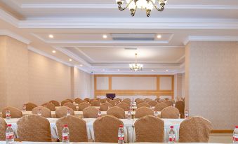 Vienna Hotel Emei Mountain high-speed railway station Maluqiao Street