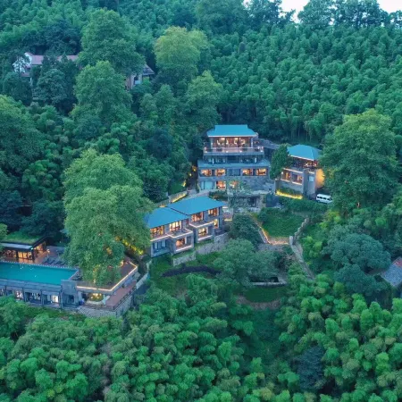 Jinlei Holiday Hotel