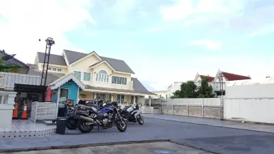 Garden Hill Mansion Trang