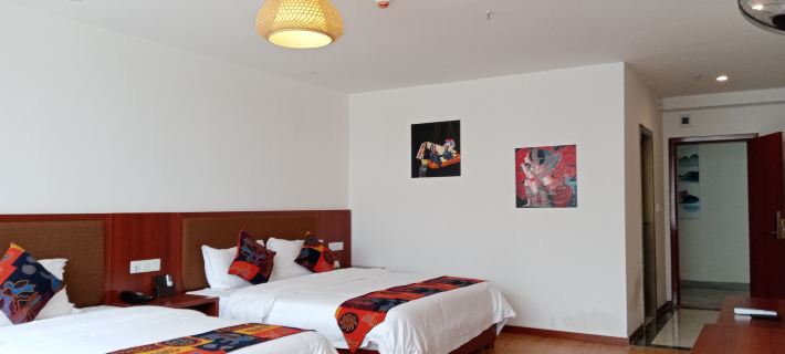 Buyiyina Hotel Hotels in Longli County