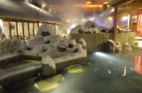 Wanda Ruijing Hannashan Hot Spring Hotel - Hot Springs