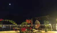 Zuo Jing Guan Tian Panorama Inn Hotels in Zhaoping