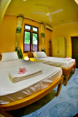 Jail Break Surf Inn Hoteles en Lankanfinolhu